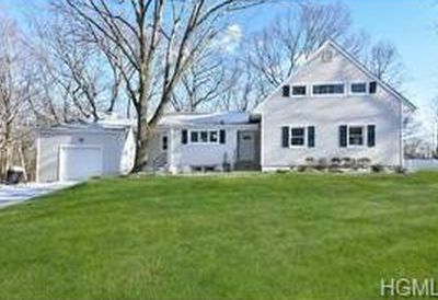 203 Wood Hollow Ln, New Rochelle, NY, 10804