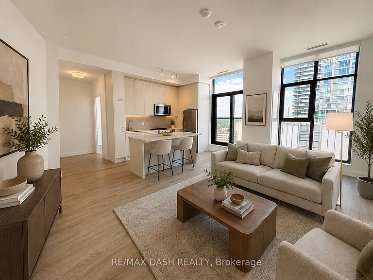 20 Soudan Ave #Penthouse 06 — Photo 16