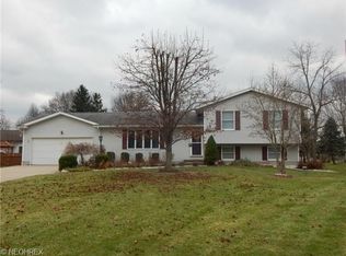 1289 Julia Dr, Warren, OH