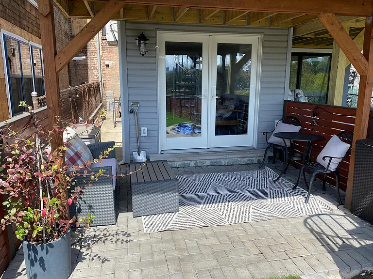 590 Gregory Ave — Photo 32
