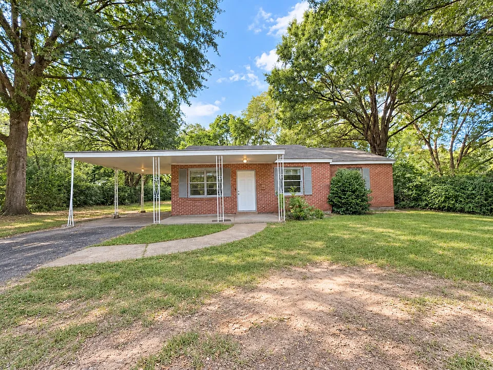 4229 Hickory Dr