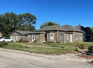 176 Coady St, Shelton, NE 68876