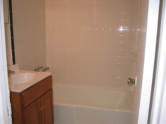 Rented by Rita S Citrin, LREB | media 8