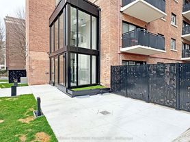 95 Lawton Blvd