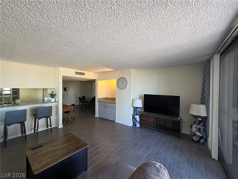 750 S Royal Crest Cir #313 — Photo 17