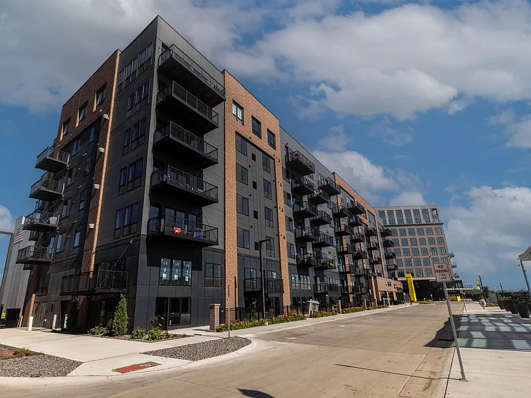 The District Lofts — Photo 25