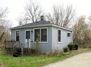 4816 Roberts Rd, McHenry, IL 60051