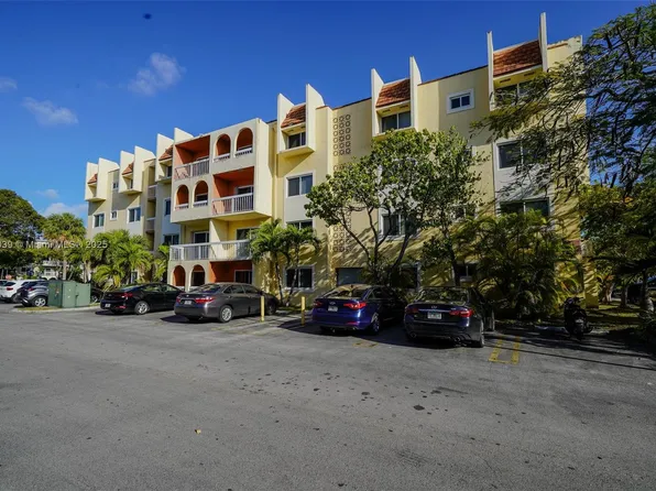 7910 Camino Real APT 206, Miami, FL 33143