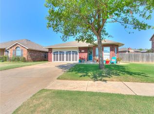 4813 Jay Matt Dr, Yukon, OK 73099