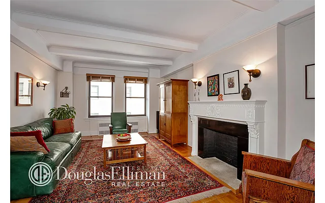 Sold by Douglas Elliman | media 18