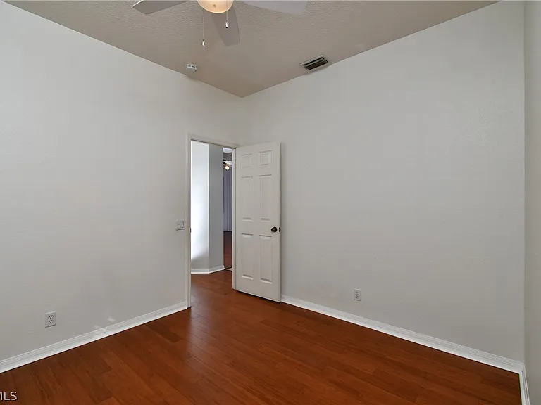 12790 Meadow Hawk Dr — Photo 28