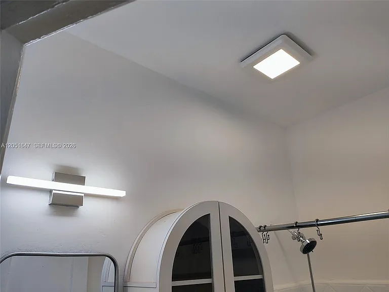 717 Jefferson Ave #6 — Photo 10