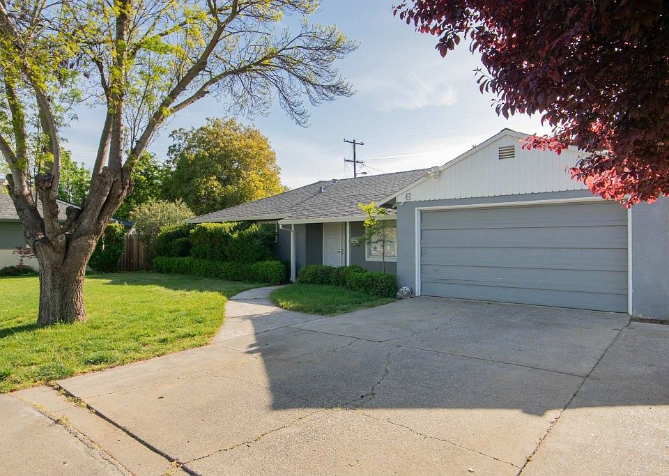 1st image of 6 Winifred Ct