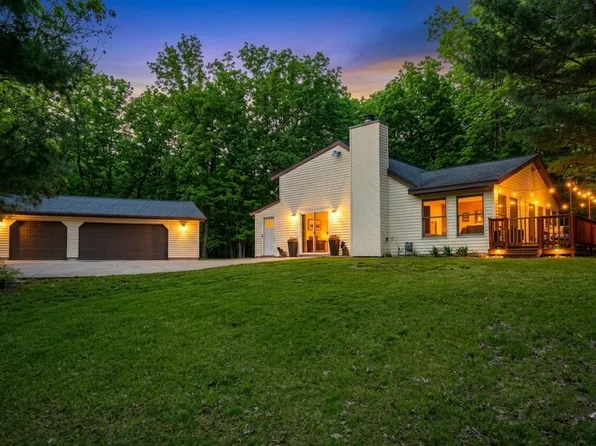 W2951 49th St, Mauston, WI 53948