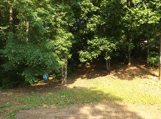 2415 Old Chilhowee Rd, Seymour, TN 37865
