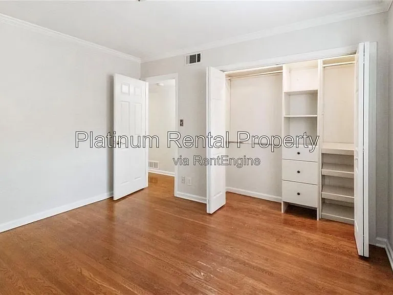 3660 Peachtree Rd NE #2C — Photo 14