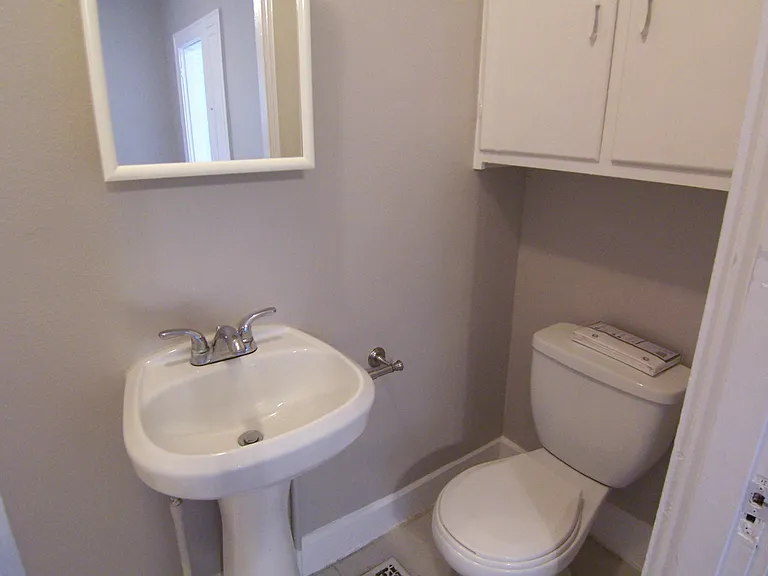 125 8th Ave N #6 — Photo 9