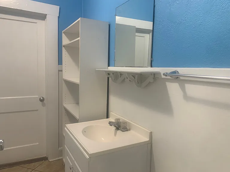 70 Martin Rd — Photo 14
