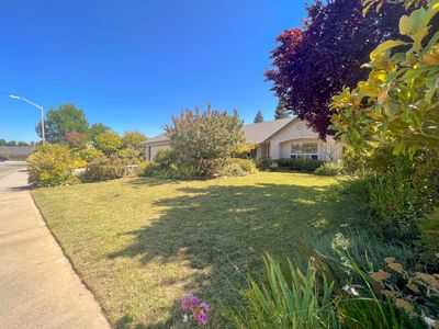 2633 Rhinestone Way, Redding, CA, 96001