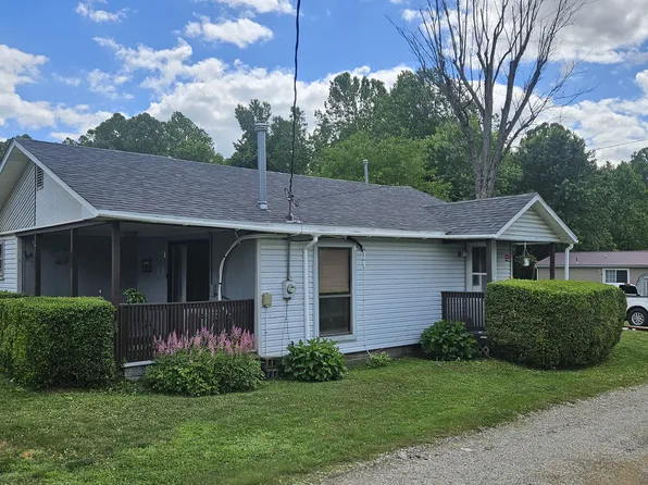 1 Cardaras Dr, Glouster, OH 45732