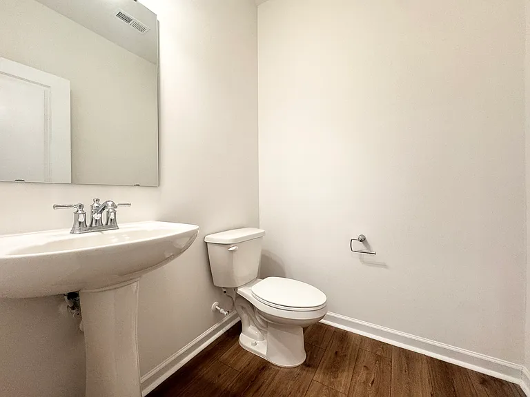 699 Kitfox Dr NW — Photo 10