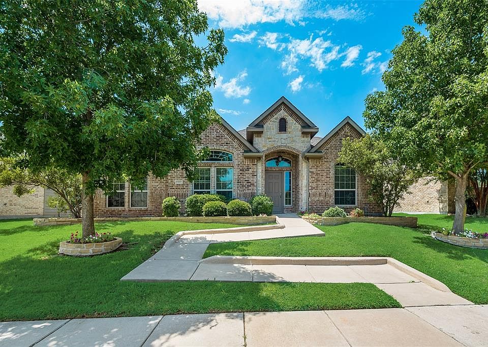 1st image of 1611 Pecan Creek Ln