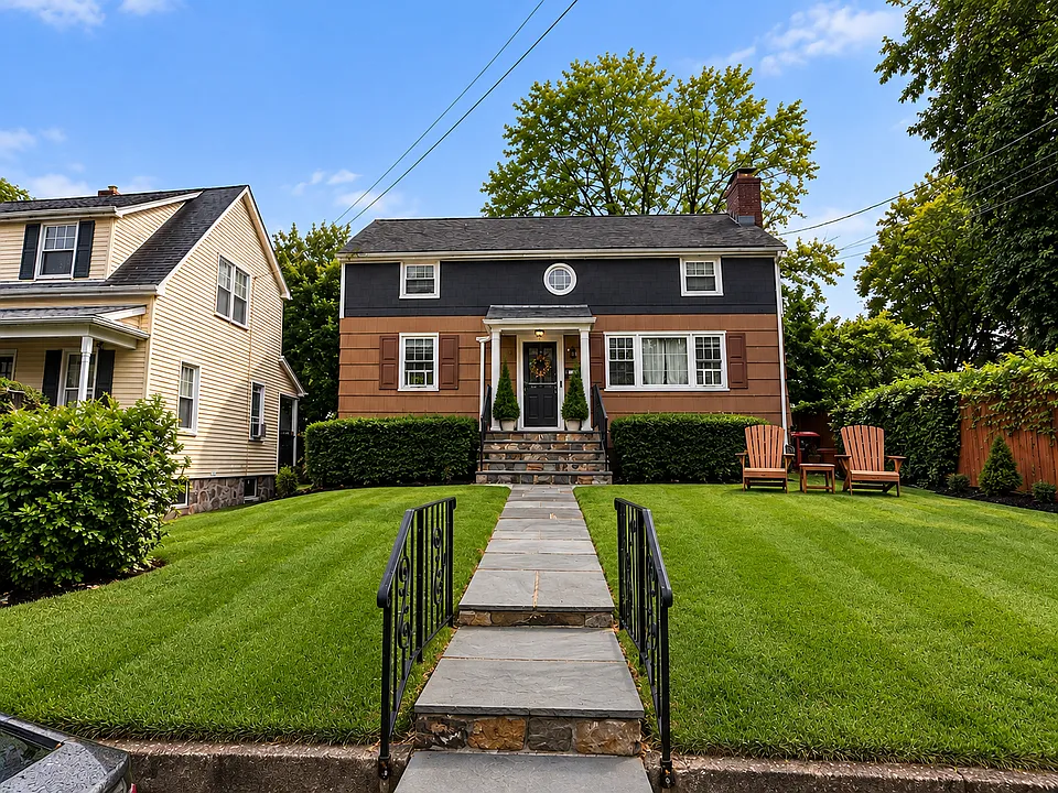 2 Princeton St