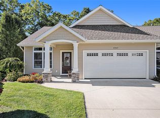 2437 Sawtooth Ct, Holland, MI 49424