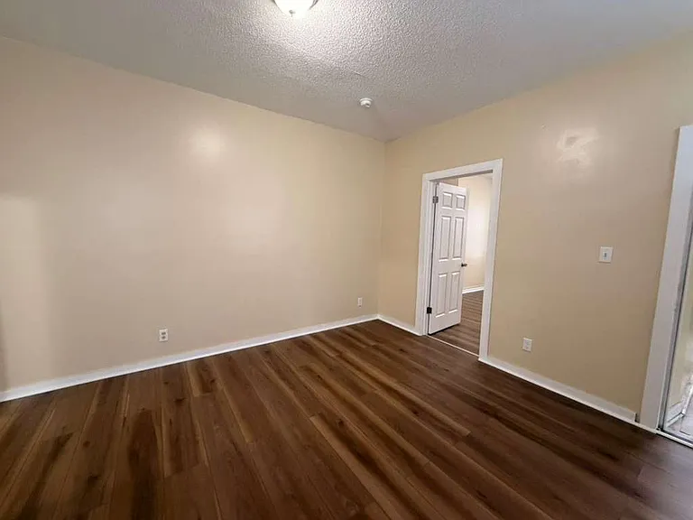 59 Derby Ave #2L — Photo 5