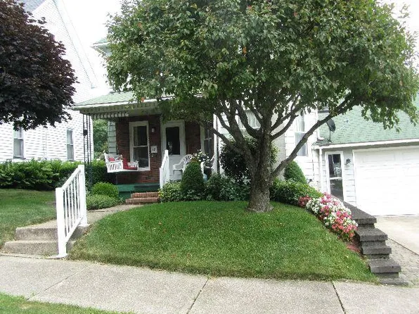 12 S Edgar St, Kane, PA 16735