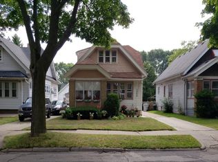 2966 N 57th St, Milwaukee, WI 53210