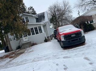 25886 Hoffmeyer St, Roseville, MI 48066