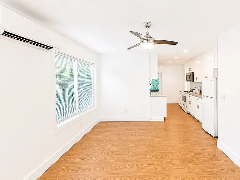 590 Lakey Gap Rd — Photo 3