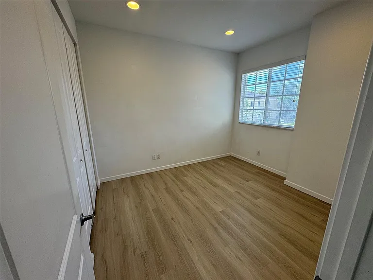2675 SW 81st Ter #2683 — Photo 24