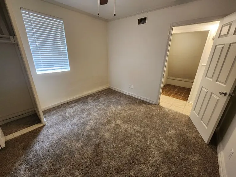 3112 Potter St — Photo 13