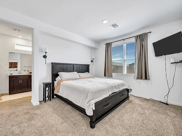 17667 W Morning Glory St — Photo 13