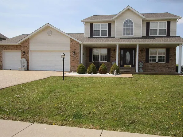 535 Patton Dr, Troy, IL 62294