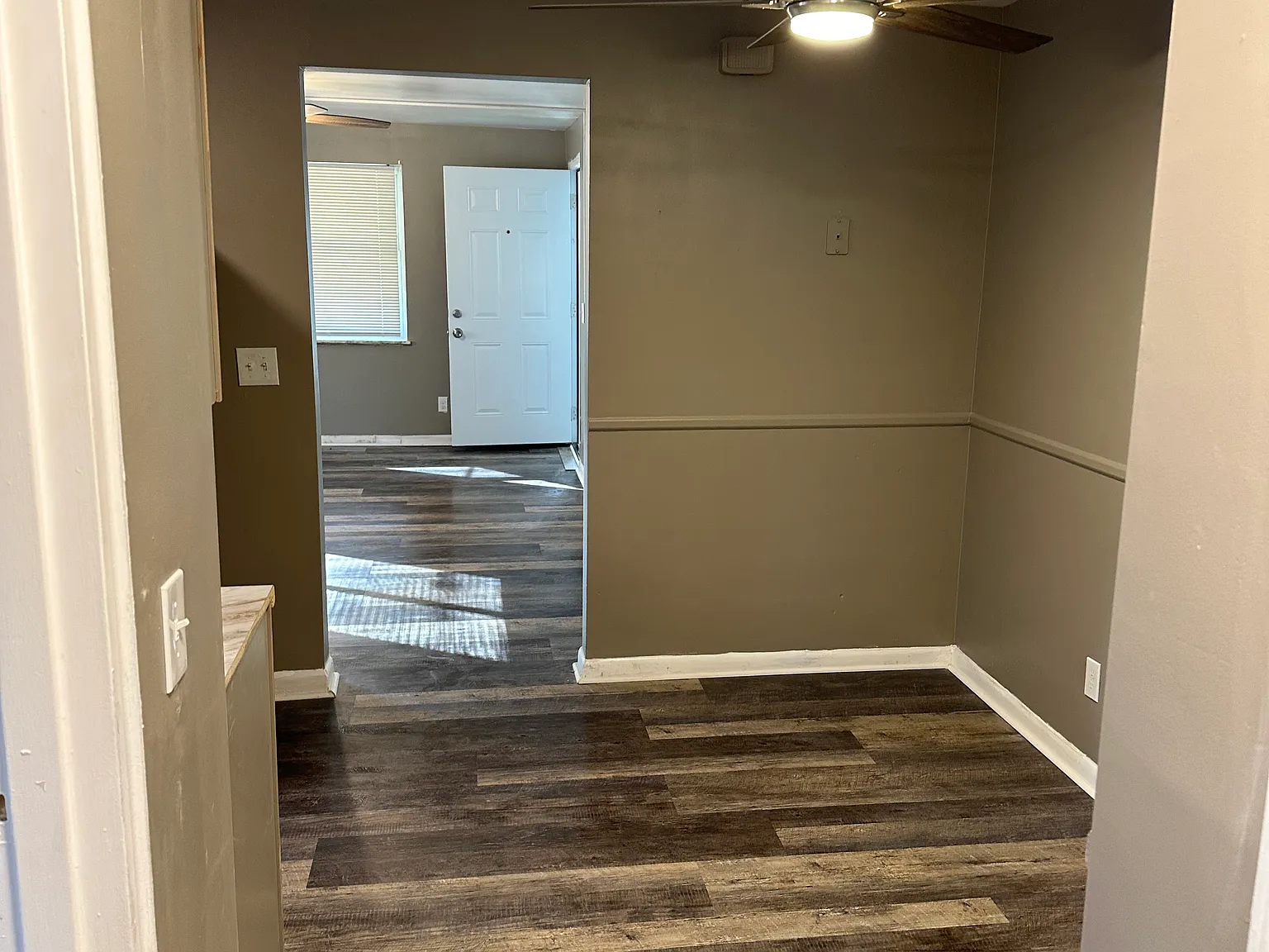1 bed, $1,000 — Photo 2