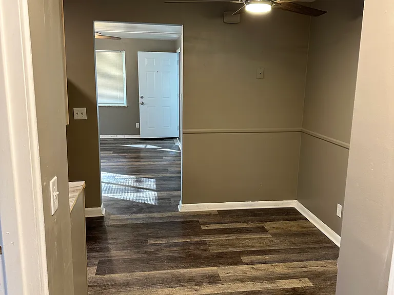 2946 Westridge Ave #1 — Photo 2