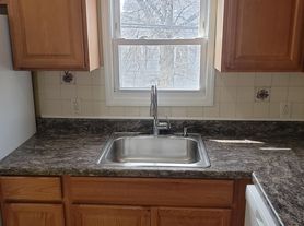 437 McBride Ave, Paterson, NJ