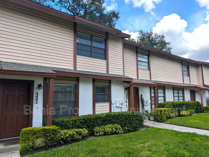 2 bed, 2.5 bath, 1144 sqft, $1,850 — Photo 2