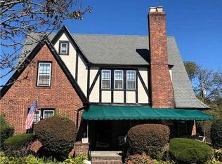 9 McKenna Ave, Baldwin, NY 11510