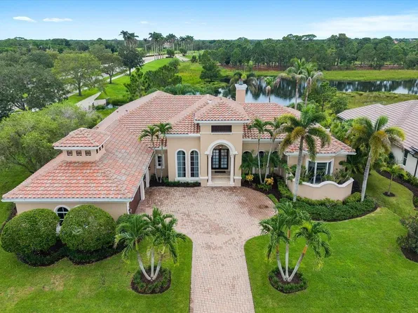102 SE Rio Casarano, Port St Lucie, FL 34984