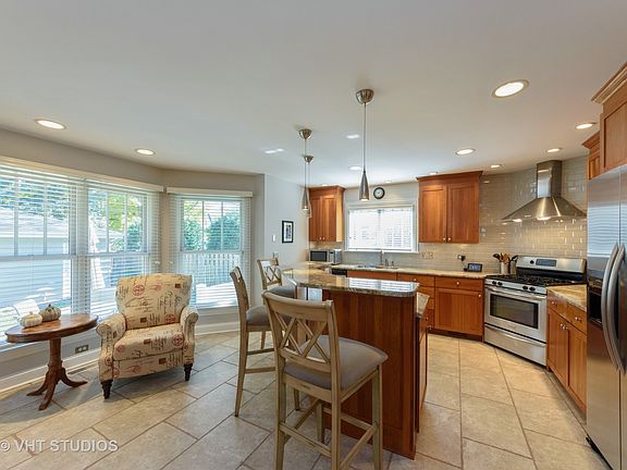 5th image of 603 S Dunton Ave