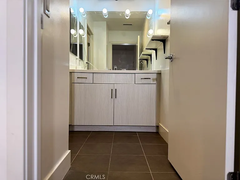 2205 Tom Mix Rd — Photo 14