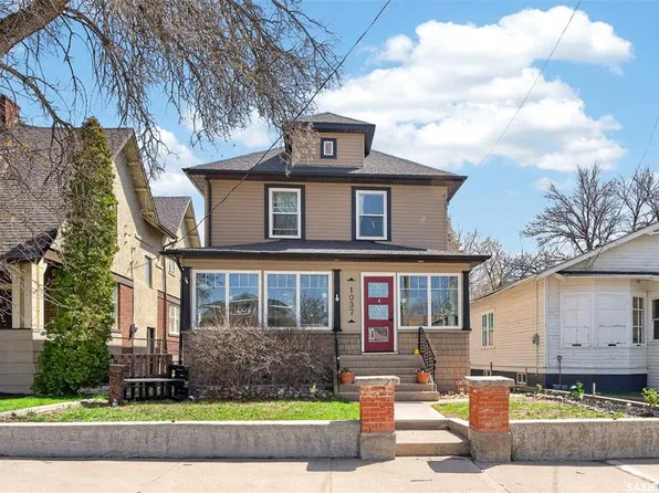 1037 Chestnut AVENUE, Moose Jaw, SK S6H 1A5