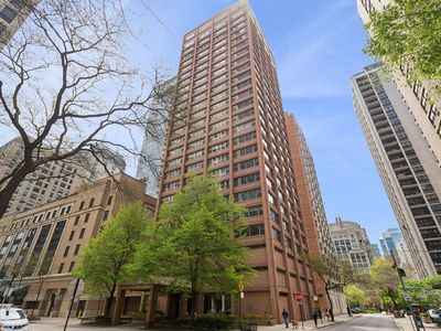 247 E Chestnut St APT 2303, Chicago, IL, 60611