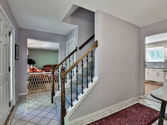 4th image of 1250 Forest Ct