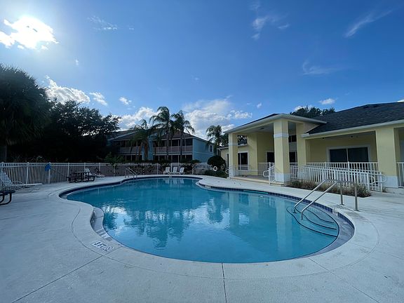 2nd image of 3111 Sun Lake Ct APT A