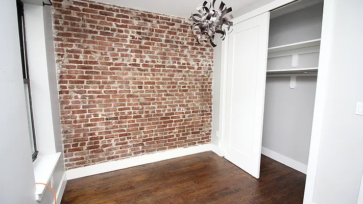 Rented by Nooklyn NYC LLC | media 8